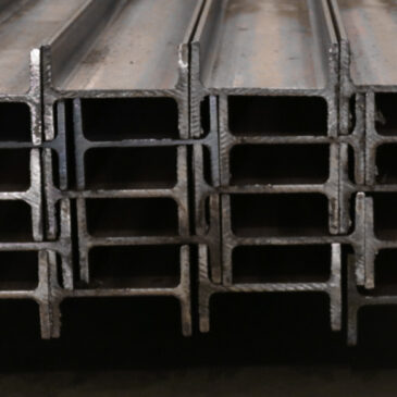 Perfil U ou Viga W: qual é a melhor escolha para o seu projeto?